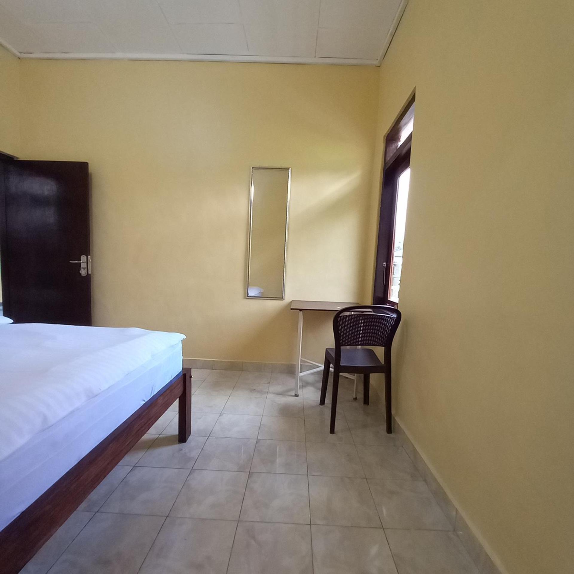 Tange Guest House Ruteng Pokój zdjęcie