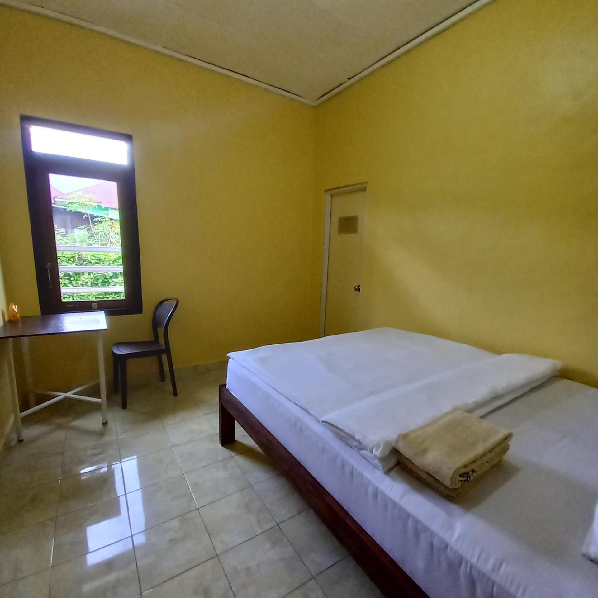 Tange Guest House Ruteng Zewnętrze zdjęcie